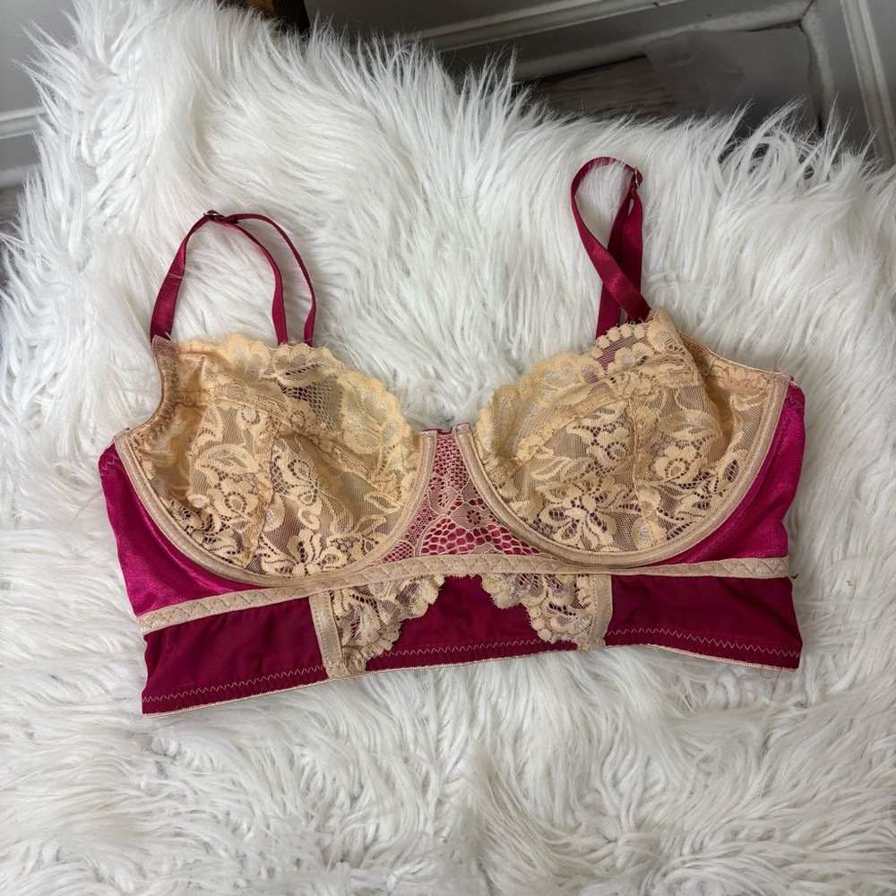 iCollection Elegant Lace Trimmed Lingerie Bralette S